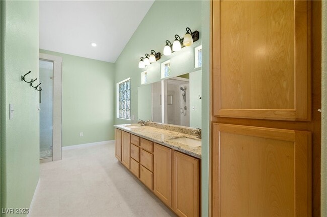 Building Photo - 6171 Starlight Dr