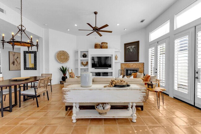 Building Photo - 77440 Calle Ensenada