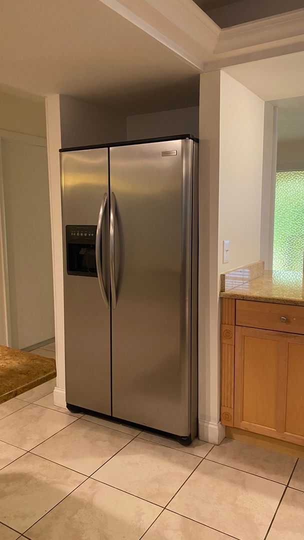 Building Photo - Private Siesta Key Retreat Minutes from World-Famous Beach