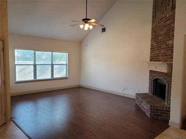 Building Photo - 8201 Olympia Dr