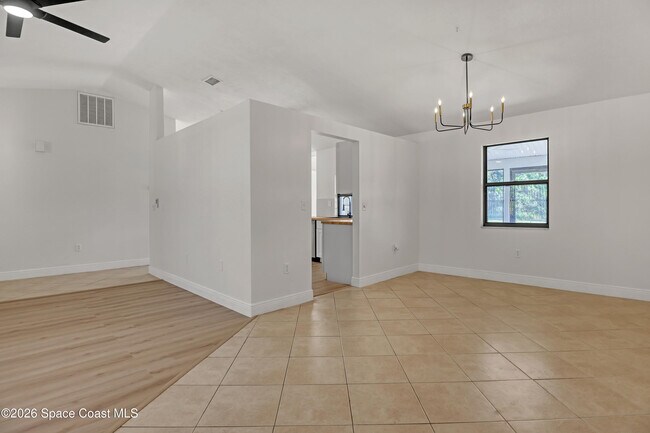 Building Photo - 1635 Adview Rd SE