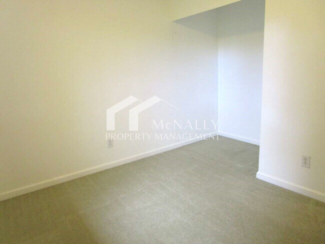 Building Photo - Lovely 3 Bedroom 1 Bath Home in Gig Harbor