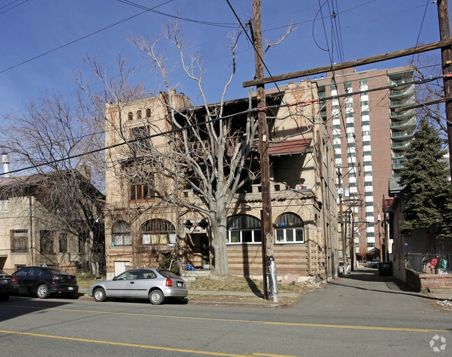 Primary Photo - 515 E 11th Ave