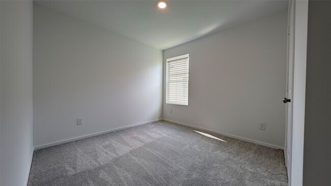 Building Photo - 21646 Cottonwood Mdws Trl