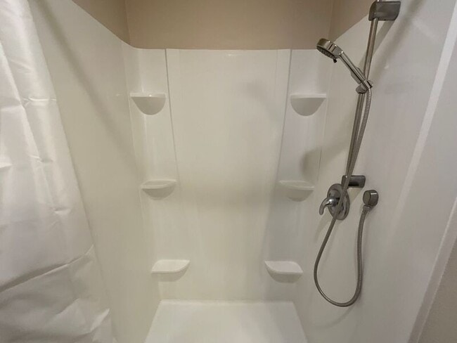 Building Photo - 5006 N Banna Ave