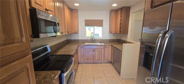 Building Photo - 53470 Avenida Alvarado