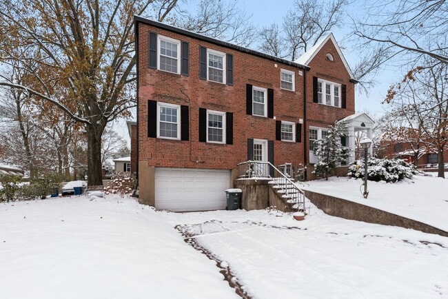 Building Photo - 7710 Brookline Terrace