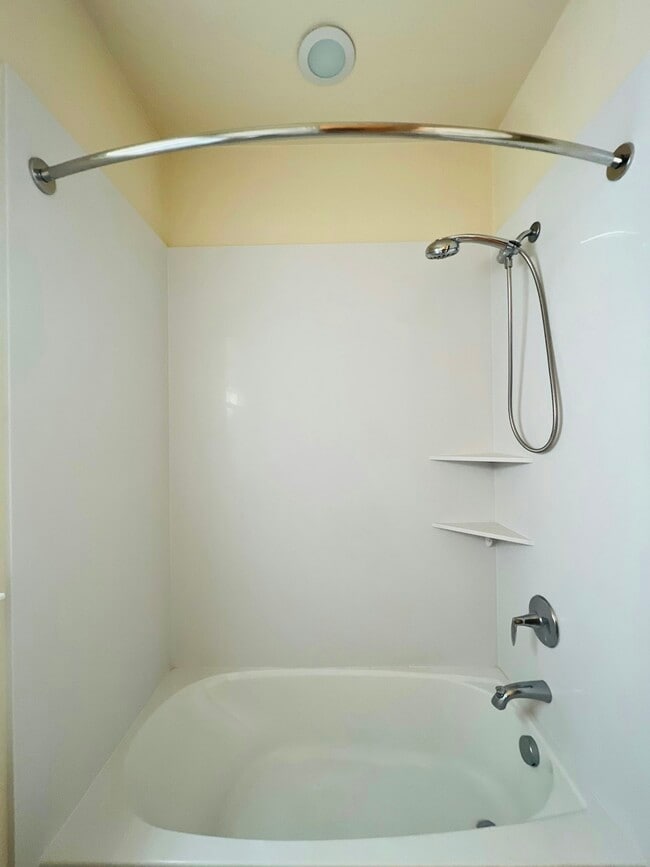 Building Photo - 3024 Sonsilla Ln