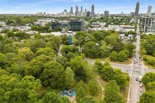 Building Photo - 830 Belgrade Ave NE