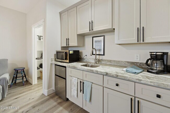 Building Photo - 3912 S Kyrene Rd