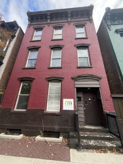 Primary Photo - 298 3rd St