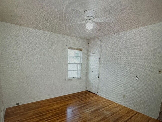 Building Photo - 1521 Patton Ave