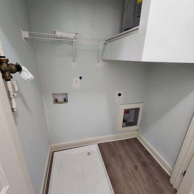 Building Photo - 2 Bedroom North Raleigh for rent