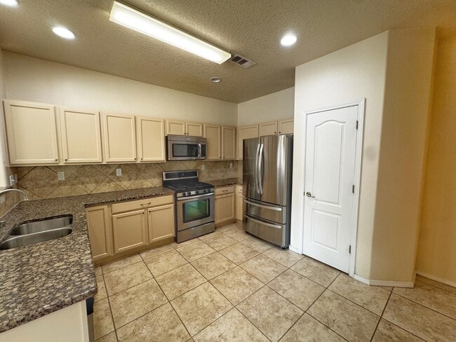 Building Photo - 11019 Marina Gate Trail NE