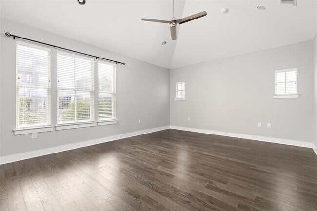Building Photo - 4810 Springdale Rd