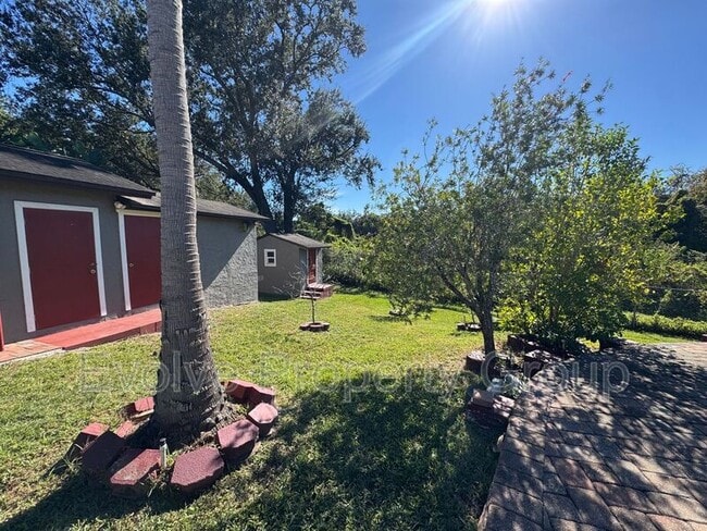 Building Photo - 724 Forest Glen Ct