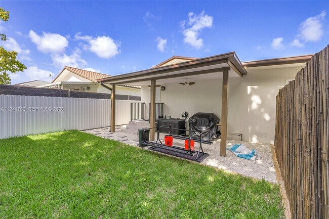 Building Photo - 3520 SW 88th Pl