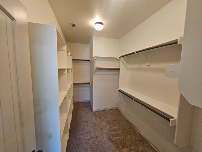 Building Photo - 2311 S Mont Blanc Ave