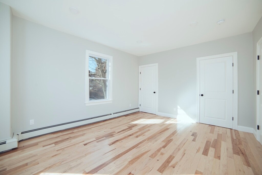 Building Photo - 14 Duffley Ct