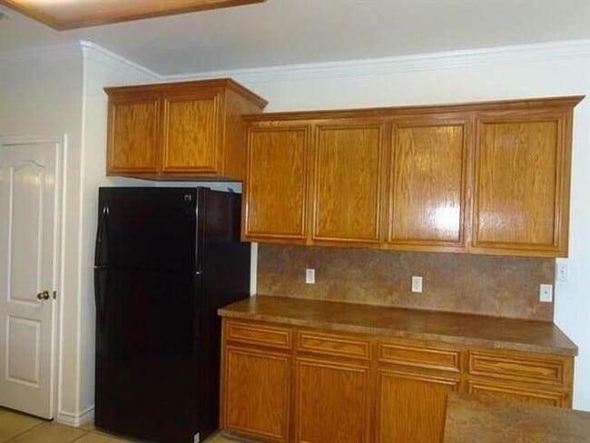 Building Photo - No App Fee. *