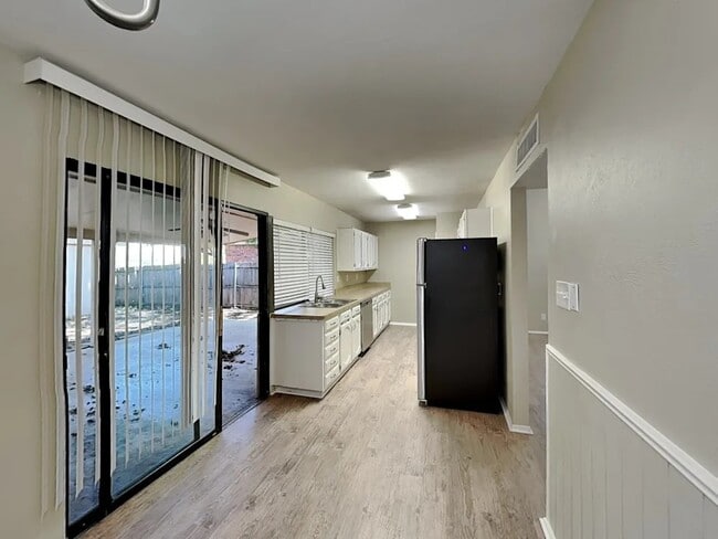 Building Photo - 1513 Coffeyville Trail