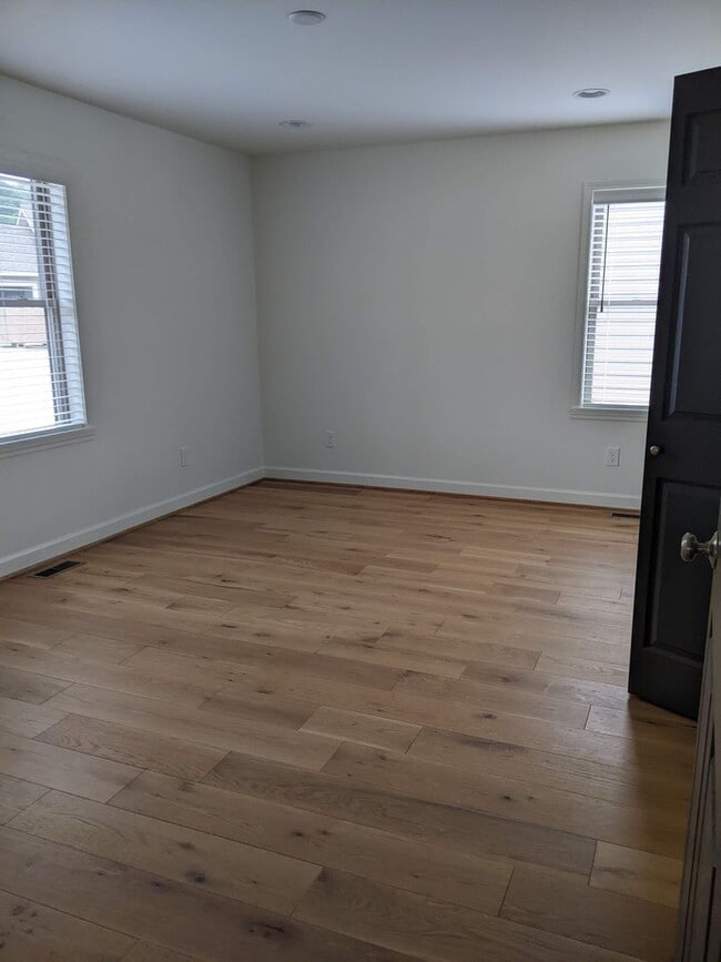 Building Photo - 162 Morgan Pl