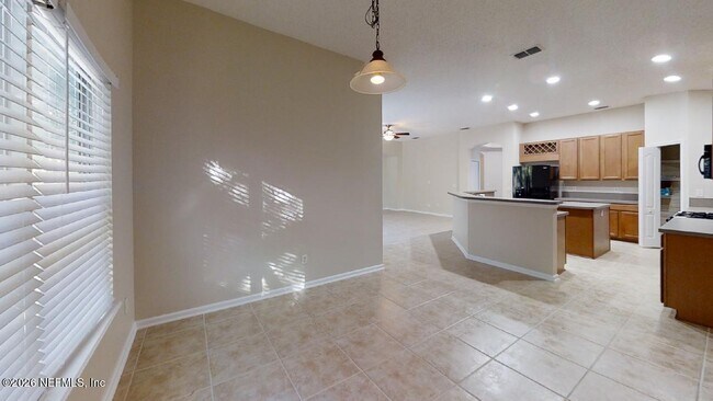 Building Photo - 14454 Millhopper Rd