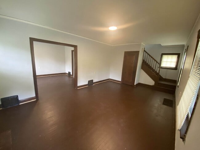 Building Photo - 500 W Parkwood-2125 Mayfair Rd