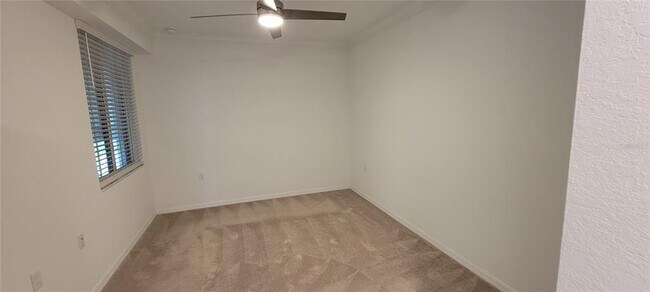 Building Photo - 14051 Heritage Landing Blvd