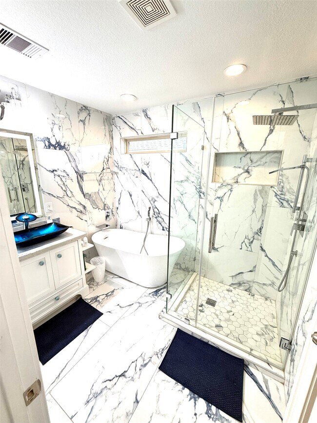 Building Photo - 1610 City Nights Wy