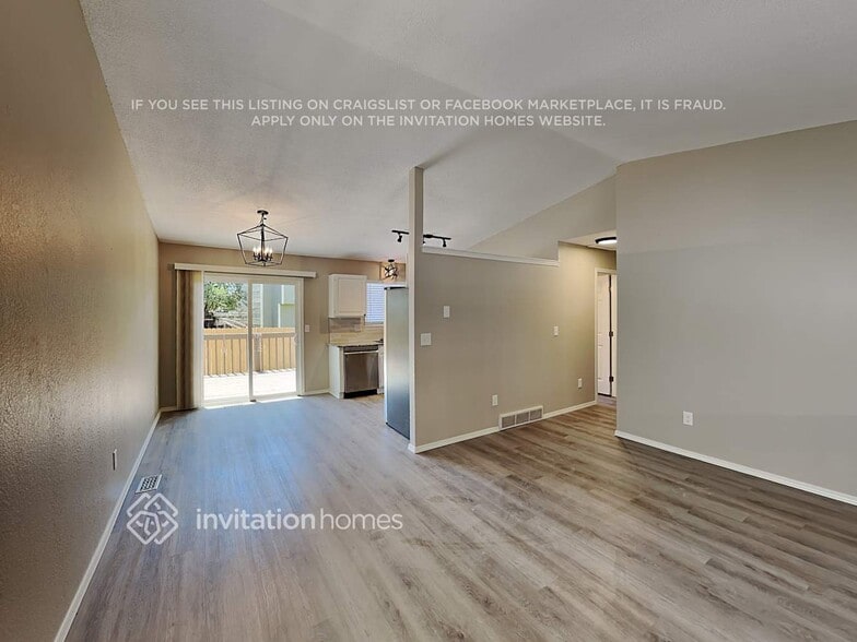 Building Photo - 3451 Mountainside Dr