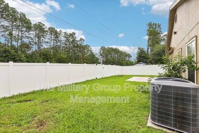 Building Photo - 12387 Anarania Dr
