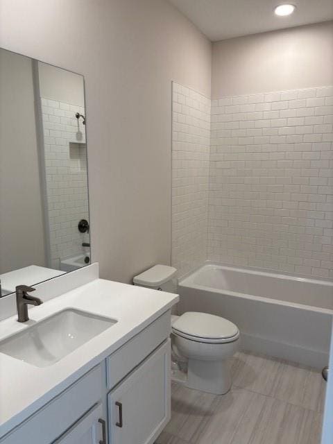 Building Photo - 2560 Silver Star Dr NE