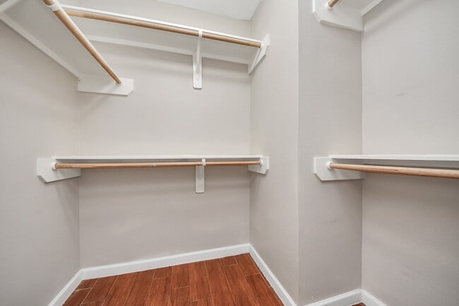 Building Photo - 20641 Patriot Park Ln