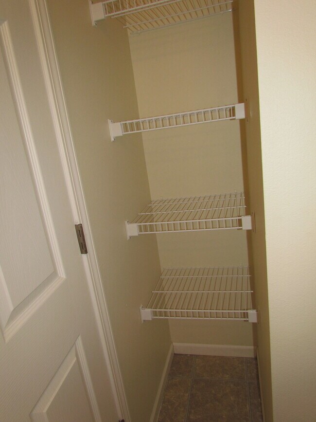 Building Photo - 15908 Tracker Ln