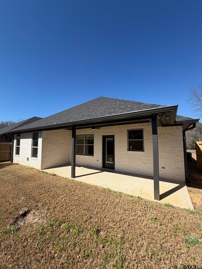 Building Photo - 11201 County Rd 166