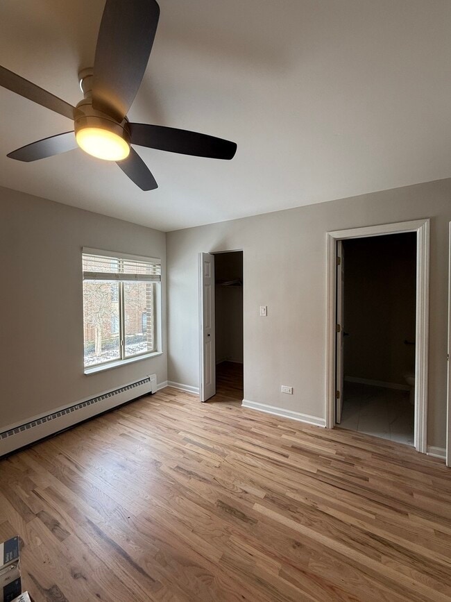 Building Photo - 2411 N Kennicott Dr