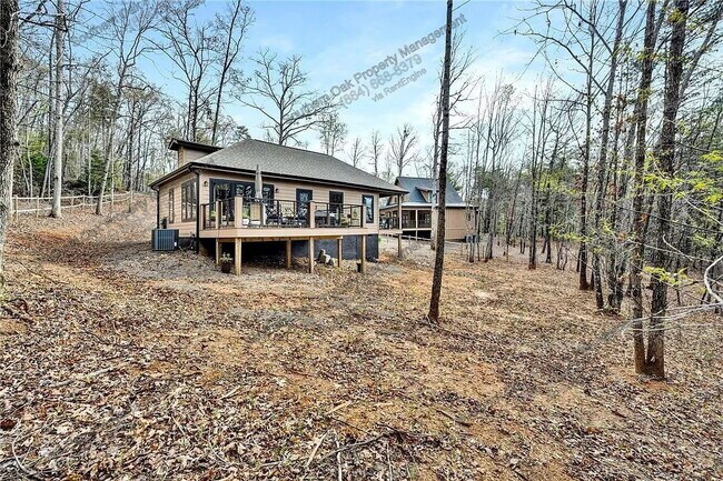 Building Photo - 540 Doe Run
