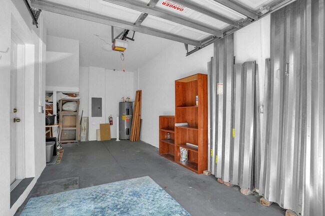 Building Photo - 4971 Bonsai Cir