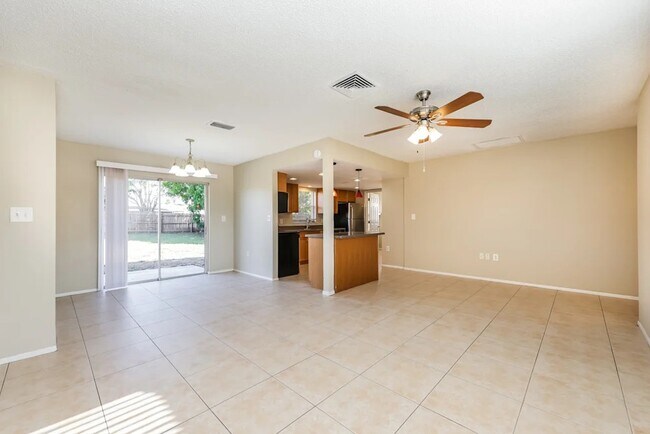 Building Photo - 11446 Walsingham Rd