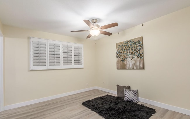 Building Photo - Freshly updated home near ASU - huge lot, ...