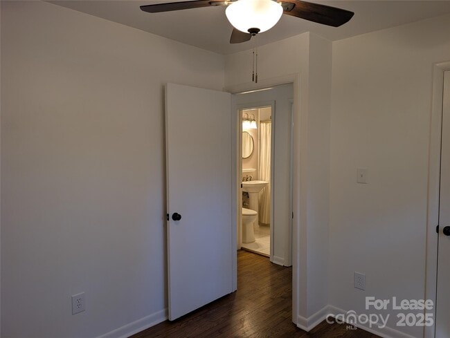 Building Photo - 20114 Washam St