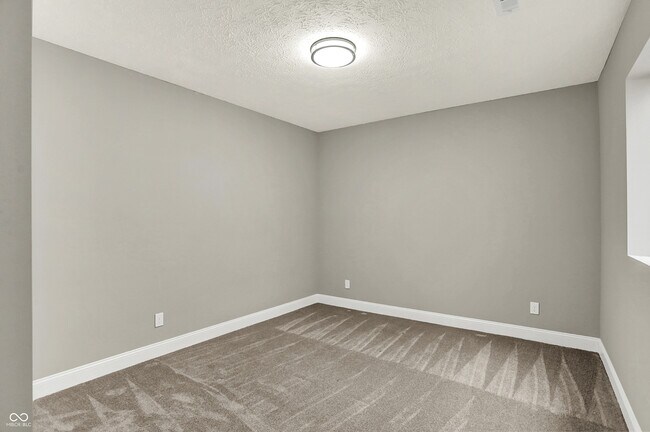 Building Photo - 13720 Akers Dr