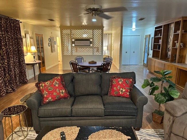Building Photo - ONE BEDROOM, one bath, FULLY FURNISHED; AL...