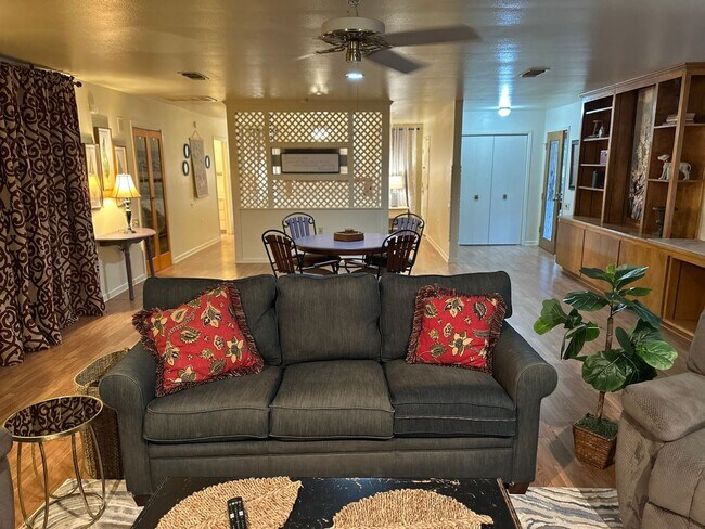 Building Photo - ONE BEDROOM, one bath, FULLY FURNISHED; ALL BILLS PAID