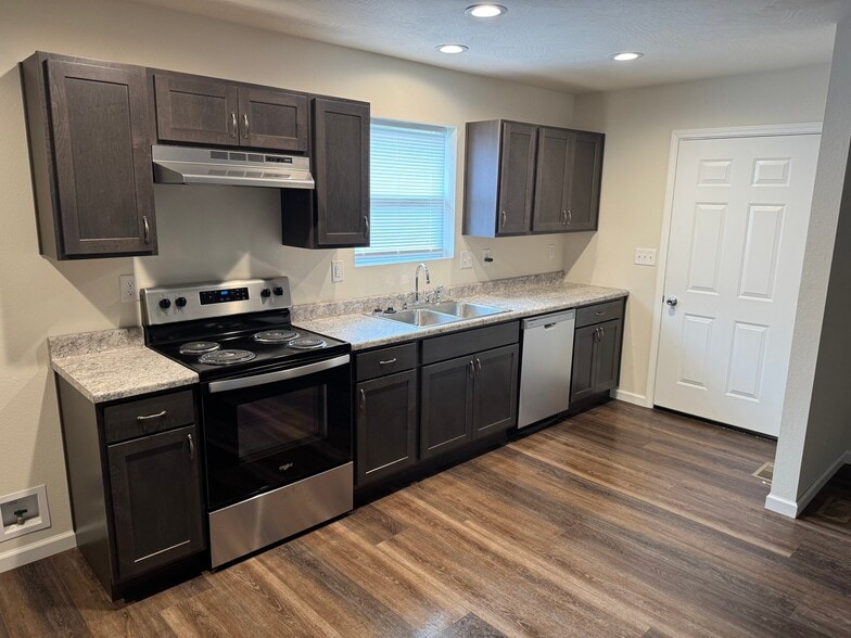 Building Photo - 1845 N Colgate Ave