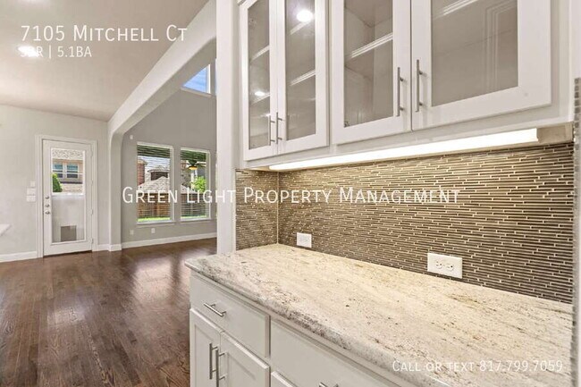 Building Photo - 7105 Mitchell Ct