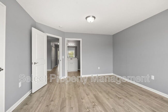 Building Photo - 7077 Homestead Rd