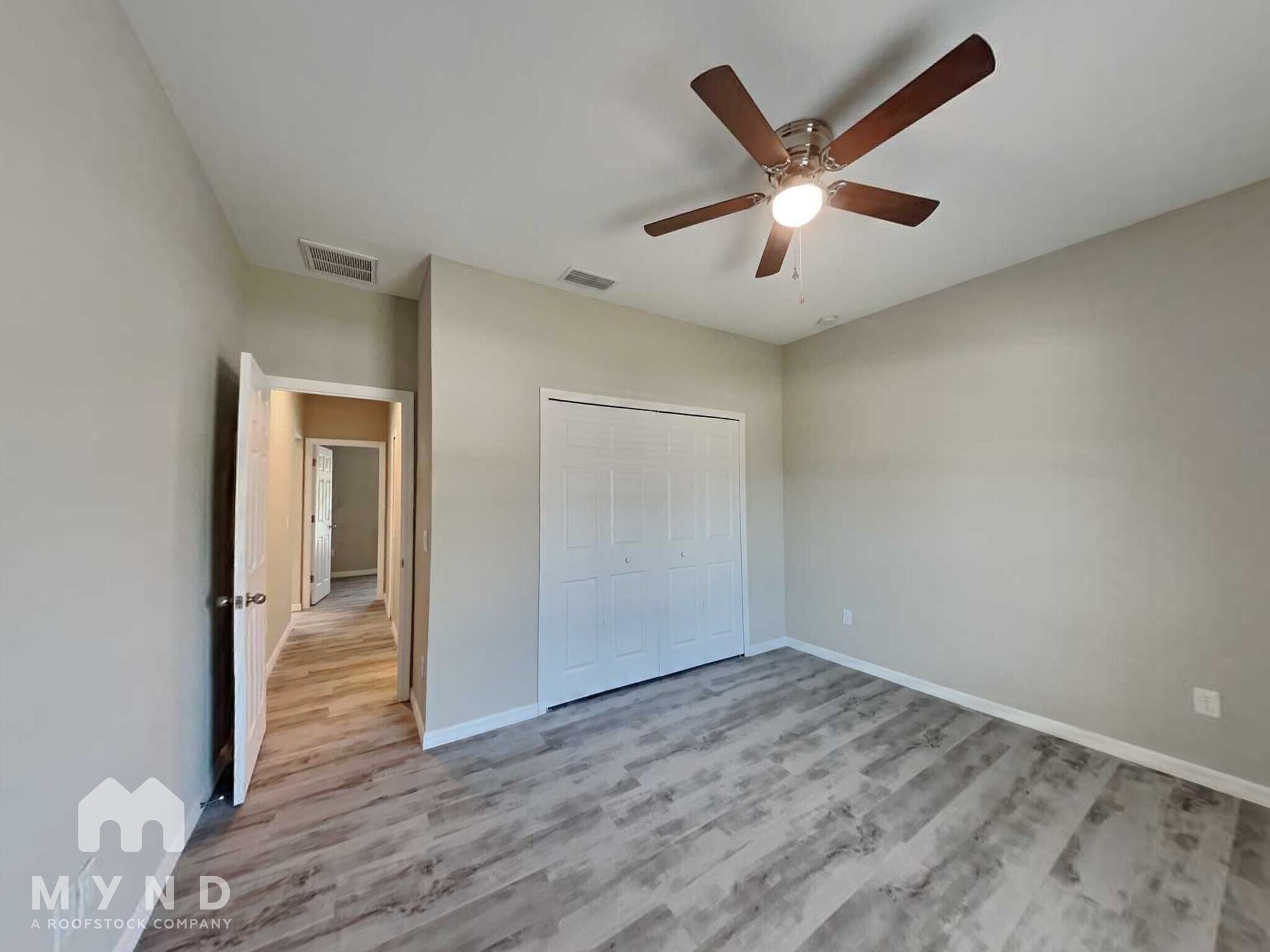 Building Photo - 2423 Mindlin Ln