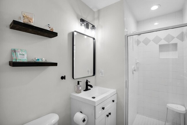 Building Photo - $5400 - Furnished 7-month rental Private Pool! 2 Bedroom / 2.5 Bathroom